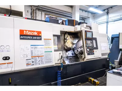 Mazak Integrex 200-4St